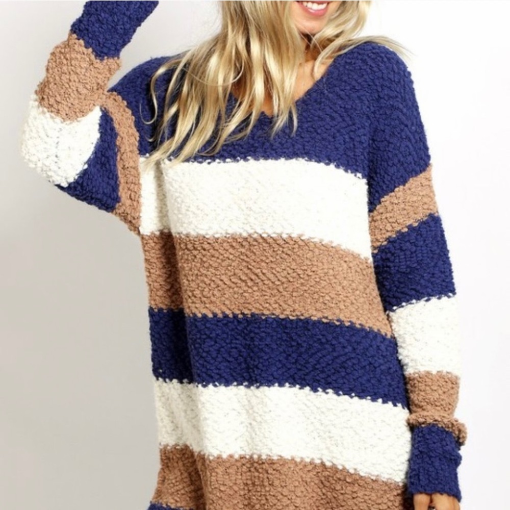 Color Block Popcorn Sweater - Picture 5 of 8